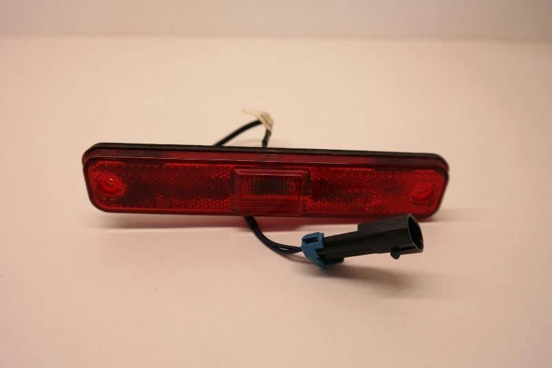 2003-2009 HUMMER H2 REAR LEFT OR RIGHT SIDE QUARTER PANEL MARKER LIGHT LAMP OEM - Image 1 of 4