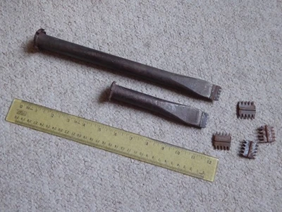 Vintage Masonry 1" Scutch Comb Chisels 2 Items - Image 1 of 4