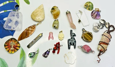 Misc. 22pc Vintage - Now Stone, Glass, Crystal, Seashell Charm/Pendant Lot EUC - Image 1 of 4
