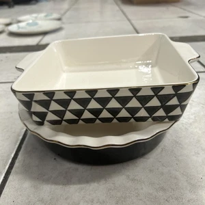 SET 2 Piatti da Torta in Ceramica Timo e Tavolo 9" - Bianco e Nero - Foto 1 di 8