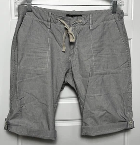 Eddie Bauer Classic Long Drawstring Striped Shorts- Women's Size 6 - Picture 1 of 4