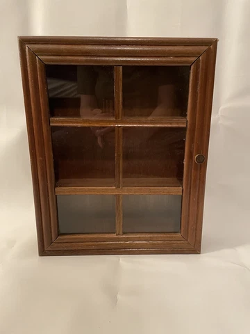 Good wood Miniature curio cabinet Cover