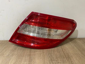 MERCEDES BENZ C CLASS 5DR SALOON REAR LIGHT O/S DRIVERS SIDE 2048200264R - Picture 1 of 2