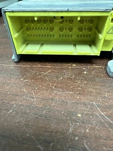 UNIDAD MÓDULO CONTROL SUBARU IMPREZA SRS (P) PN: 98221FJ440 - Imagen 1 de 3