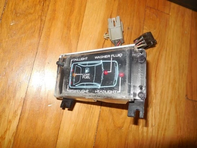 Módulo de sistema de advertencia de consola Ford Mustang 1985 1986 usado E4ZB-10B987-AA Foto 1 de 3