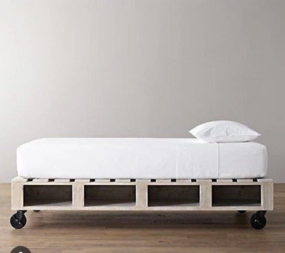 Restauración Hardware Almacén Palet Cama Almacenamiento Doble Tamaño Ruedas Madera Derecha Foto 1 de 4