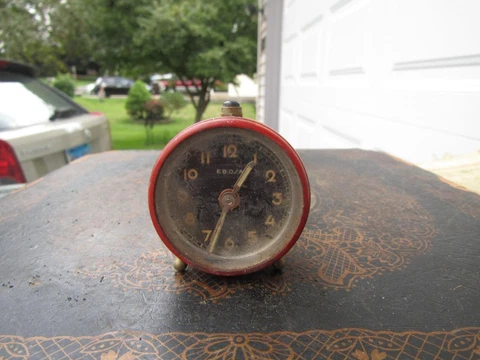 EBOSA Small 2”  Red  Wind Up  Alarm Clock Swiss Made Movement Brevet Vintage Cover