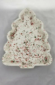 Vintage Christmas Tree Shaped Red White and Green Cake Pan - Picture 1 of 5
