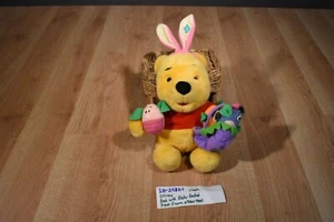 Disney Winnie Puuh Plüsch mit Osterkörbchen (310-2582-1) - Bild 1 von 8
