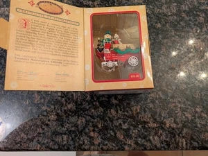 De colección Enesco Treasury Masterpiece Ediciones 1997 Budweiser Wagon Ornament #290858 - Imagen 1 de 6