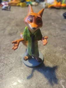 Figura de juguete Fox Zootopia Nick Wilde Disney Pixar - Imagen 1 de 6