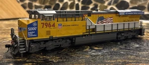 InterMountain HO #49740S-01 ES44AC Union Pacific #7964 5000th GEVO w/DCC & Sound - Picture 1 of 12