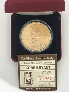 The Highland Mint Kobe Bryant Bronze Coin W/ COA And Box #1767/25,000 Lakers - Picture 1 of 8