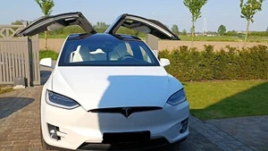 Tesla Model X 75D - Recharge gratuite - Intérieur cuir blanc - Photo 1/11