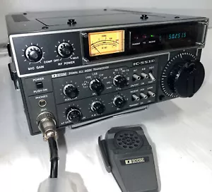 Icom IC-551D Absolutely in Mint Condition With Power Cable and Microphone - Picture 1 of 23