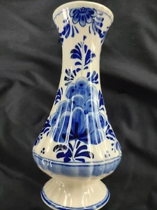 BEAUTIFUL DELFT BLUE HAND PAINTED FLOWER BUD VASE 6.5" TALL 059229 L@@K!! - Picture 1 of 7