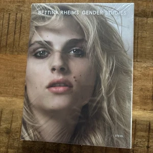 Bettina Rheims Gender Studies Vergriffen! - Bild 1 von 1