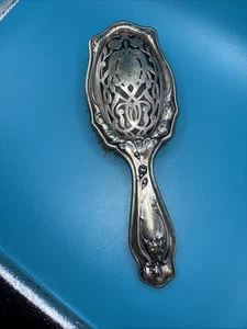 Antiguo cepillo de pelo tocador alemán plata diseño Art Nouveau pergamino principios de 1900’s - Imagen 1 de 9