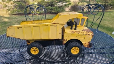 Tonka Mighty Dump Truck  1970’s Vintage Yellow Pressed Steel  XMB-975  19” - Image 1 of 4
