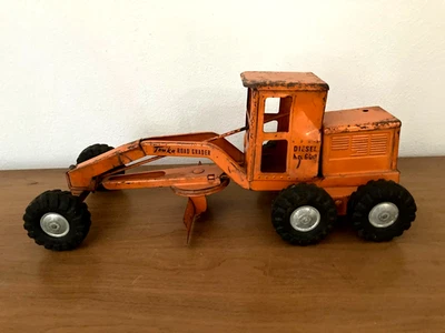 1950's Tonka "Road Grader" Orange Pressed Steel Diesel No. 600 - Image 1 of 4