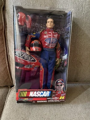Jeff Gordon #24 Road Champs - фигурка NASCAR 12 дюймов новая в коробке (123DJ) 24176 - Изображение 1 из 4