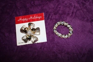 2 brooches silver gold tone Rhinestone bow  blue stones pearl look circular pin* - Picture 1 of 8