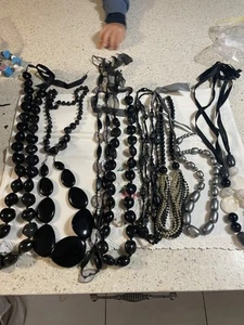 Bulk Lot Of 9 Big Bead Necklaces Jewellery Bundle Beautiful Blacks - Picture 1 of 7