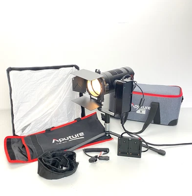 Aputure LS 60X Bicolor LED mit Optik und Softbox 20x20cm - Bild 1 von 4