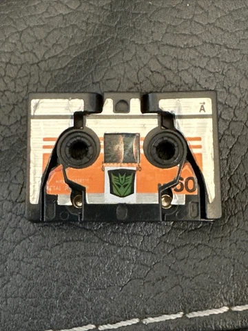 Original G1 Transformers cassette LASERBEAK 1983/84 Cover