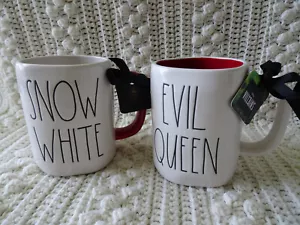 Juego de Tazas Rae Dunn Disney Doble Cara BLANCO NIEVE y REINA MALVADA - Imagen 1 de 2