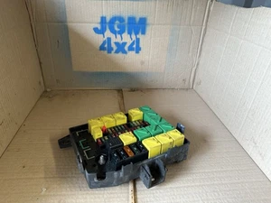 Land Rover Range Rover p38 fuse box Petrol 99-02 - Picture 1 of 3