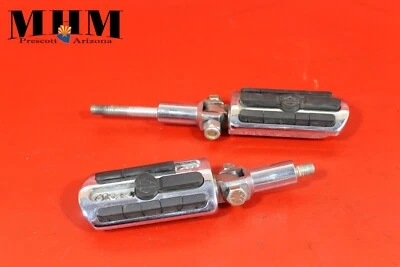 Harley-Davidson Softail Deuce FXSTD 2003 juego de reposapiés de pasajero trasero par Foto 1 de 4