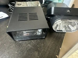 Chauvet Mini Strobe Light And Compact Luma Strobe Light 2 Lights & Bracket New - Picture 1 of 8
