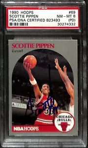 Scottie Pippen Chicago Bulls 1990 Hoops #69 Signed Card NM-MT 8 PSA/DNA - Bild 1 von 3