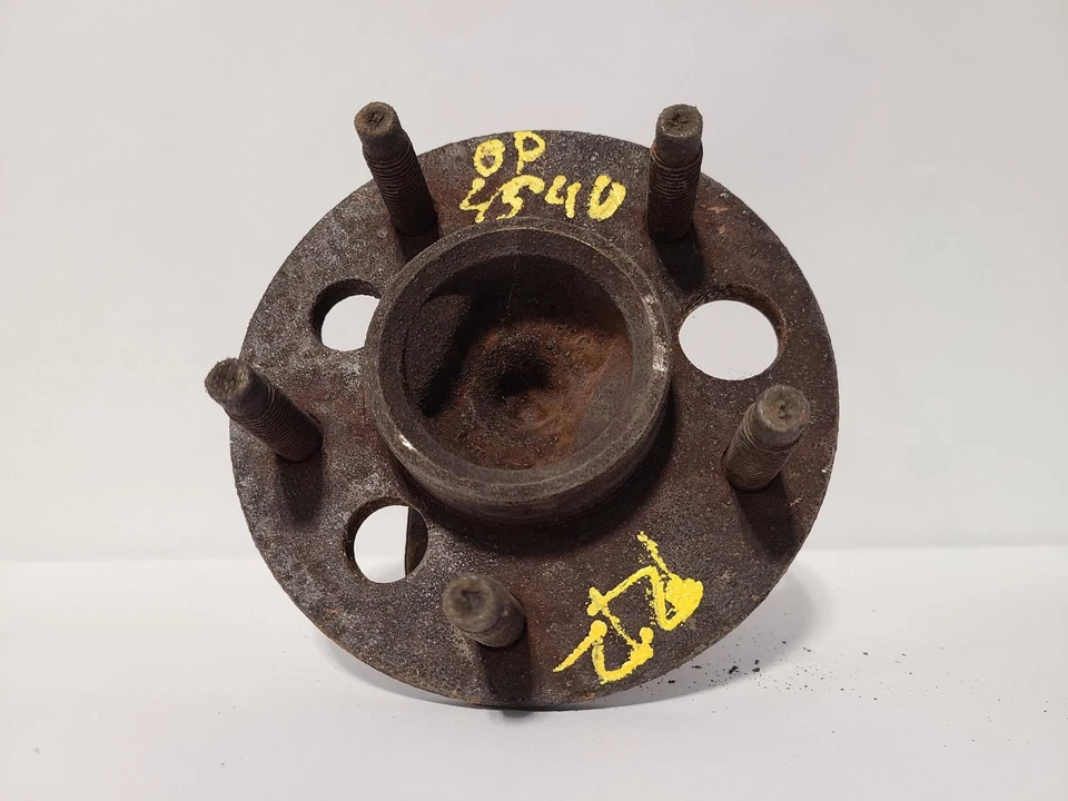 Buje de rueda trasero usado se adapta a: Cadillac Eldorado 1996 trasero grado A Foto 1 de 4