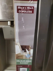 Pantalla celular inalámbrica apagón de peltre para decoradores del hogar 35"" X 48" - Imagen 1 de 1