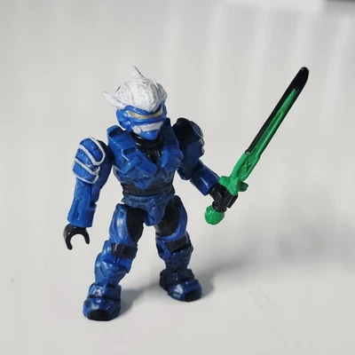 Halo Mega Bloks Series 1 Blue Hayabusa With Sword - Image 1 of 4