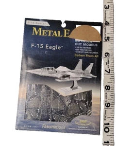 F-15 Eagle Metal Earth 3D Taglio Laser Modello Metallo Fascinations Aereo da Combattere - Foto 1 di 2