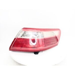 2009 Toyota Camry Tail Light Assembly Part Number 8156006240