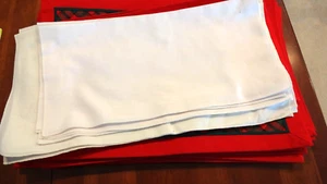 16 Christmas Placemats with napkins - Picture 1 of 7