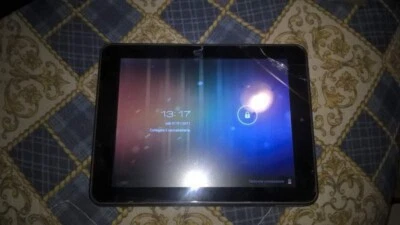 Tablet MediaCom Smartpad 815i semi-funzionante schermo rotto - Immagine 1 di 4