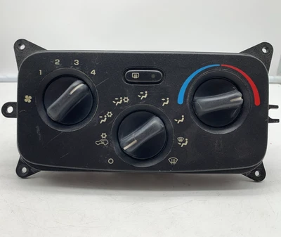 2008-2010 Dodge Caravan AC Heater Climate Control Unit OEM A02B40009 - Image 1 of 4