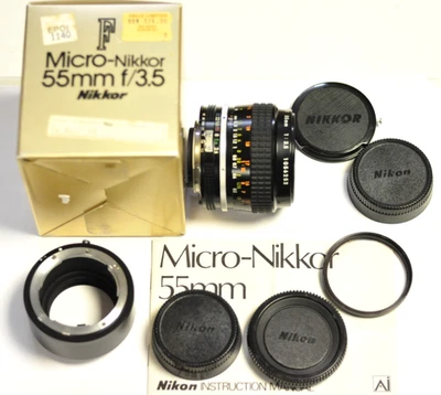 Nikon Micro-Nikkor 55mm f3.5 AI manual focus lens w/PK-13, caps, 52 sky & box. - Image 1 of 4