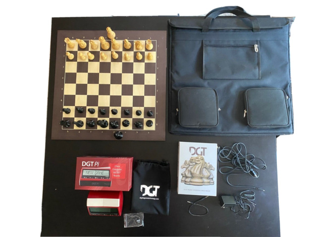 Chess Set Pieces Roll up Board Bag Digital DGT 960 Clock Timer New