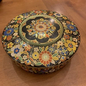 Runde lebendige erhabene Blume Metalldose Holland 8" x 3" Nähen Dose Schmuck Behälter - Bild 1 von 7