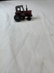 Massey Ferguson 699 Farm Tractor Diecast 1/64 Ertl Farm Tractor - Picture 1 of 3