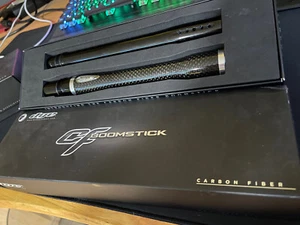 DYE CF Boomstick Carbon Black, 15 Zoll, .688 - Bild 1 von 1