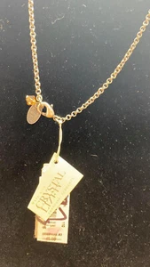 Collar con elementos de Swarovski entallados en cristal $45 nuevo sin etiquetas - Imagen 1 de 5