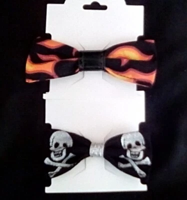 Combo de moño de pelo-dúo estampado Fire Blaze/cráneo brillante y huesos cruzados/Gothabilly Foto 1 de 4