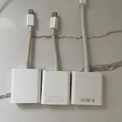 Set of 3 Apple A1307 Mini DisplayPort to VGA Adapters MacBook iMac - Image 1 of 3